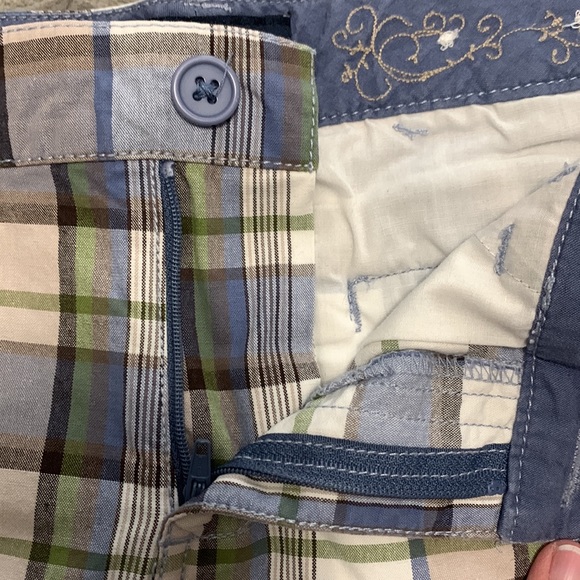 Sonoma Plaid Women’s Shorts Size 8 - Picture 4 of 4